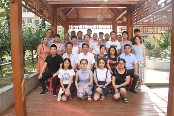 又是一年金秋季，助學圓夢暖人心----2017年寶業(yè)集團“金秋助學”活動圓滿結(jié)束